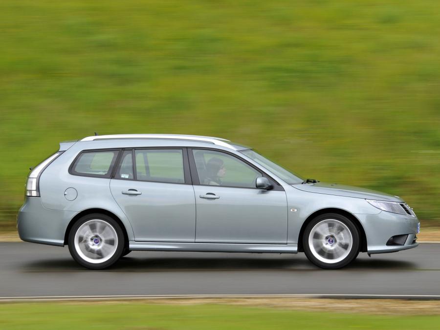  Saab 9-3 SportCombi 2008 года  (UK) (фото 2 из 5)